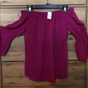 Off-the-shoulder top